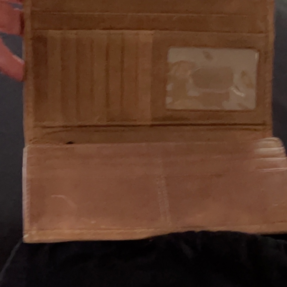 MELISSA WALLET - GENUINE FRYE BRAND - BEIGE COLOR NEW NEVER USED